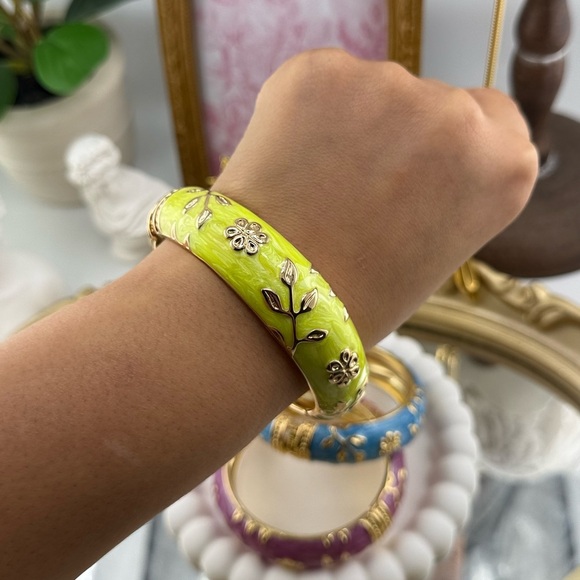 Green Floral Hand Painted Enamel Bangle - Picture 10 of 13